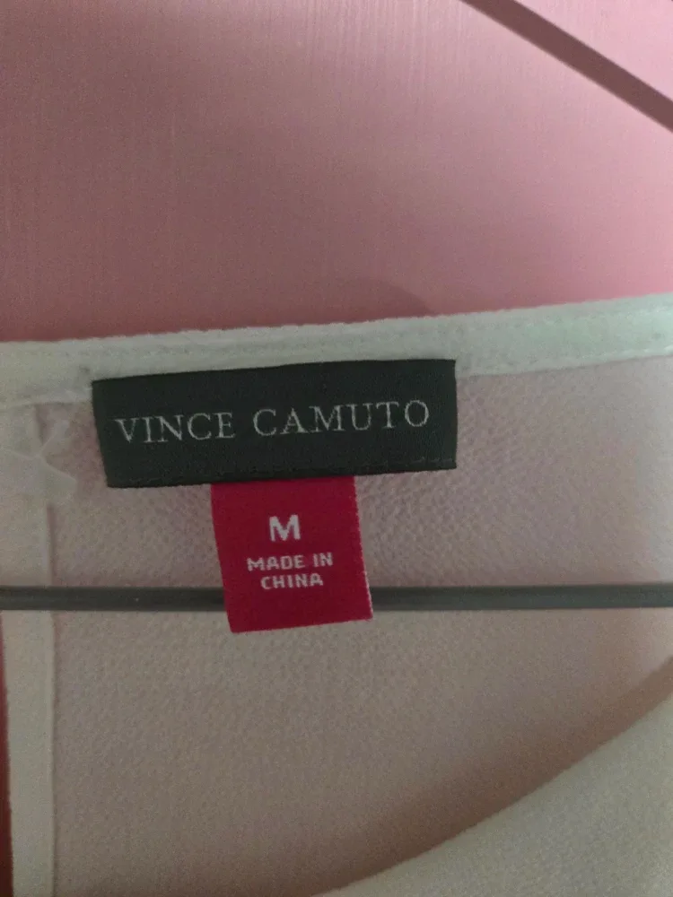 Vince Camuto White Blouse - Size M image indicator(2)