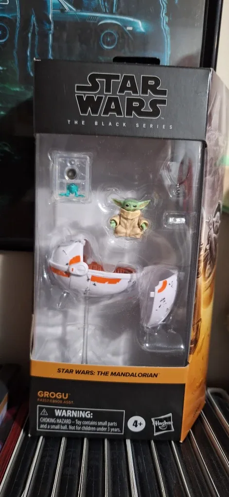 Star Wars Black Series Mandalorian & Grogu Figures image indicator(3)