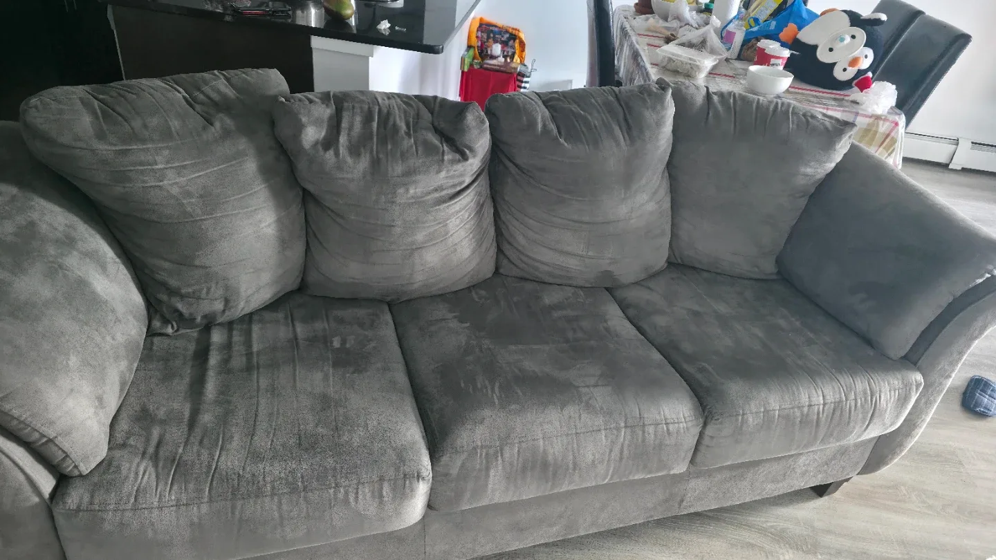 Grey Three-Seat Sofa image indicator(3)