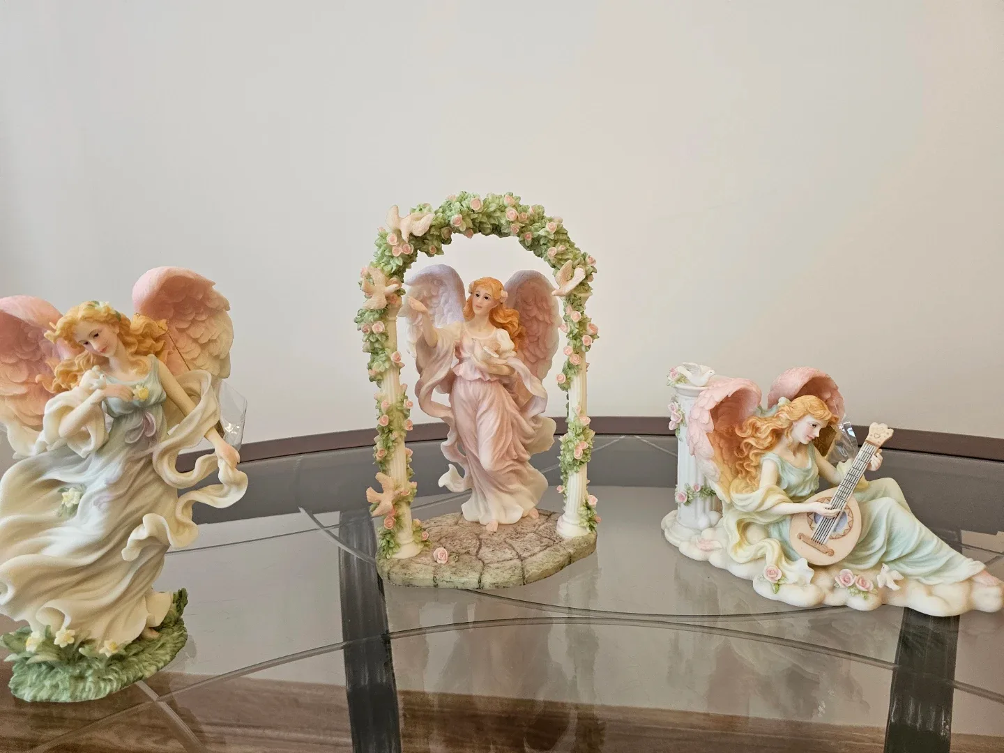 Angel Figurines - Home Decor image indicator(4)