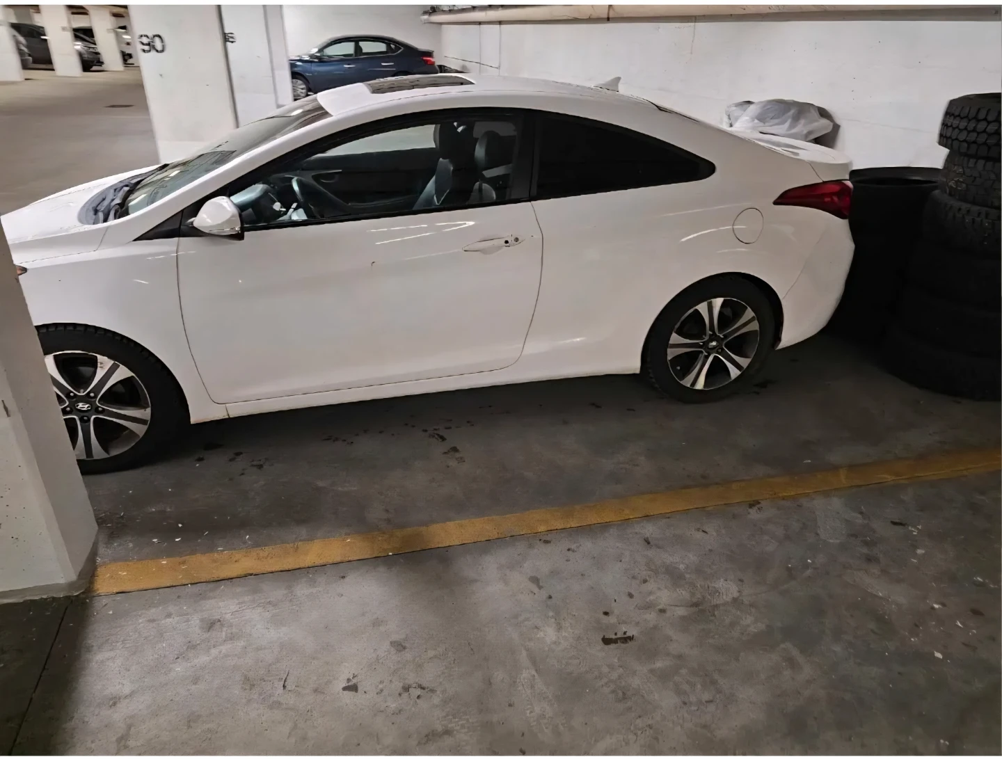 2013 Hyundai Elantra Coupe - White - photo 3