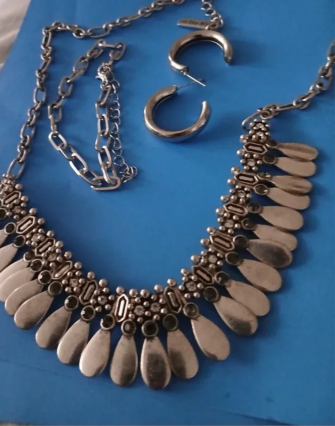 Joe Fresh Necklace & Earrings Set