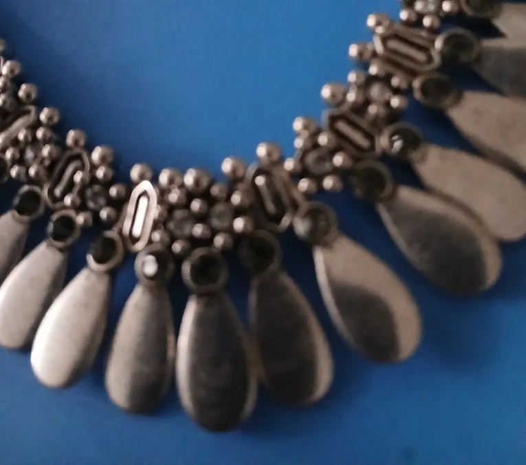 Joe Fresh Necklace & Earrings Set image indicator(5)