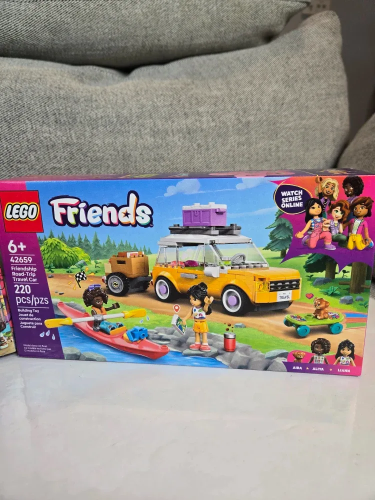 2 brand new lego friends toy lot image indicator(6)