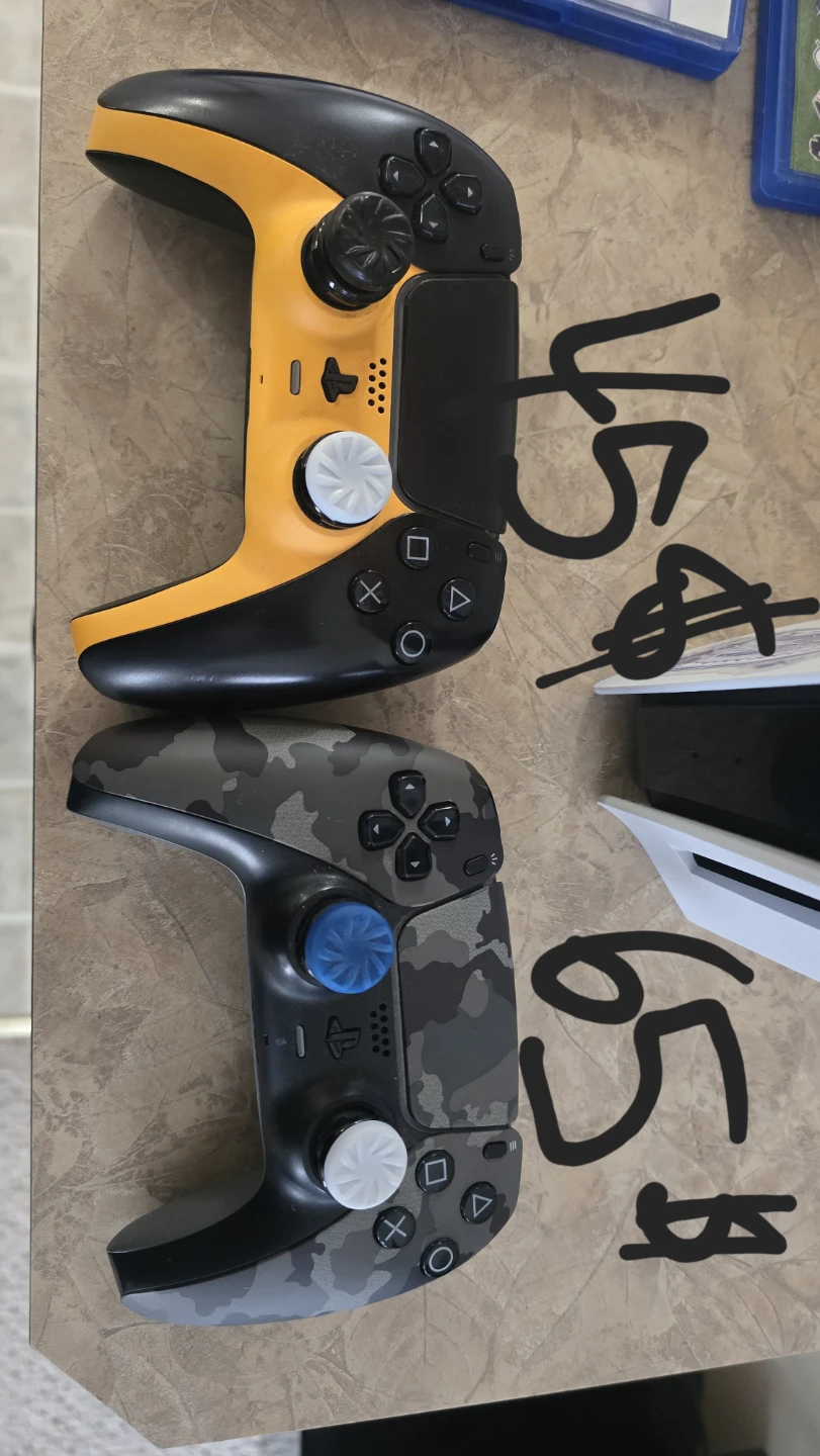 Custom PS5 Controllers - Yellow & Camo