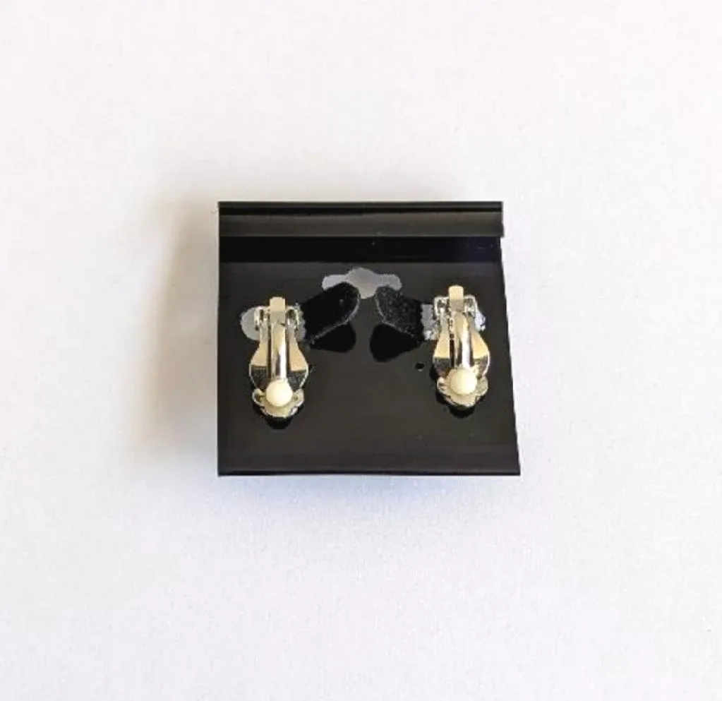 Elegant Pearl Flower Earrings Silver Tone Clip-on by Erwin Pearl image indicator(3)