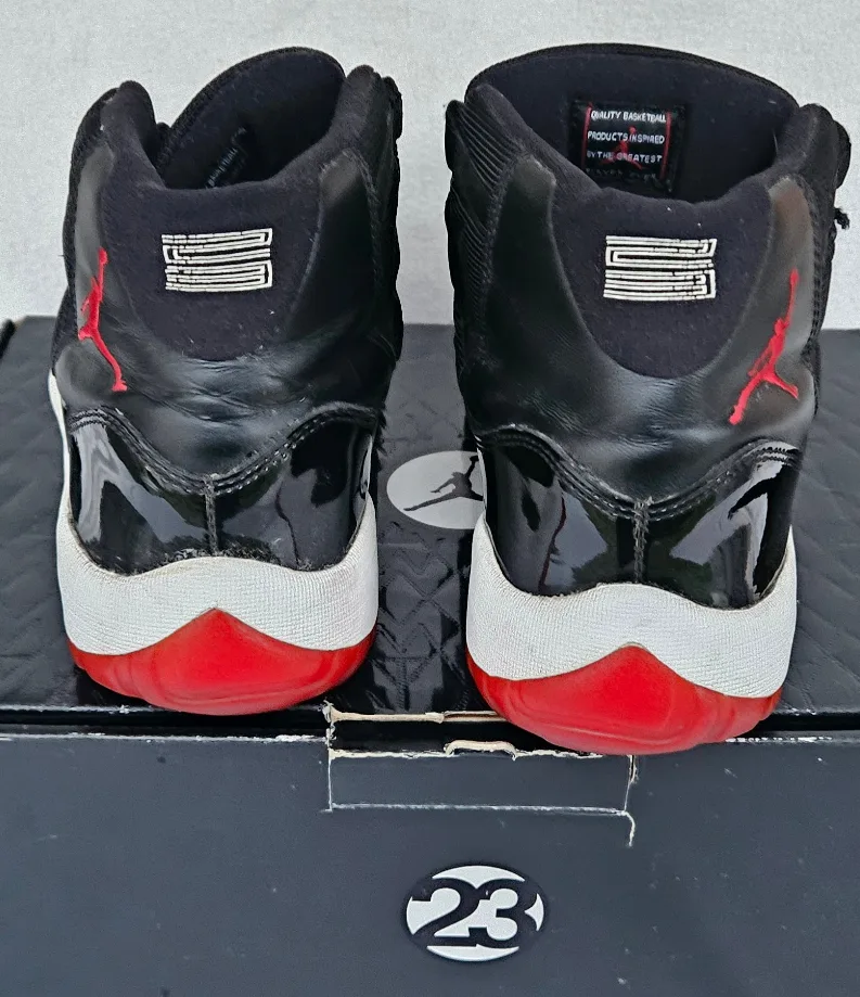 Nike Air Jordan 11 X1 Retro Playoffs Bred Size 12 image indicator(3)