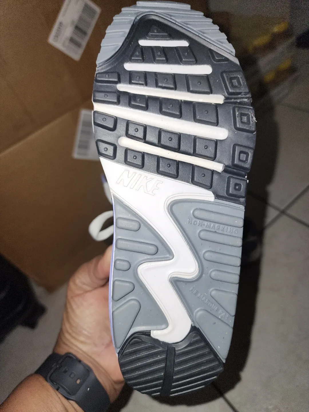 Nike Air Max  - Size 13 Youth image indicator(3)