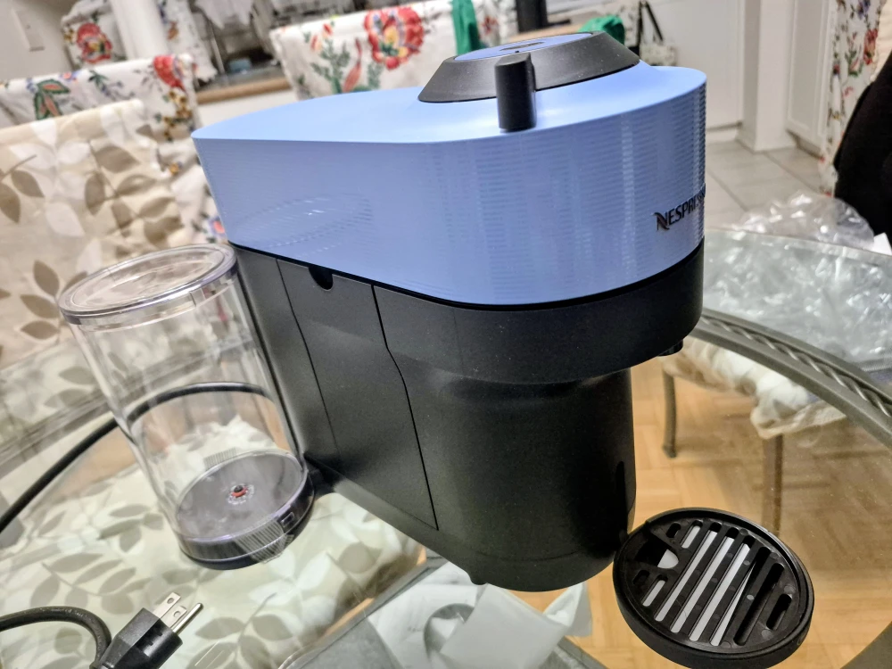 Nespresso Vertuo Pop Coffee Maker - Light Blue - photo 4