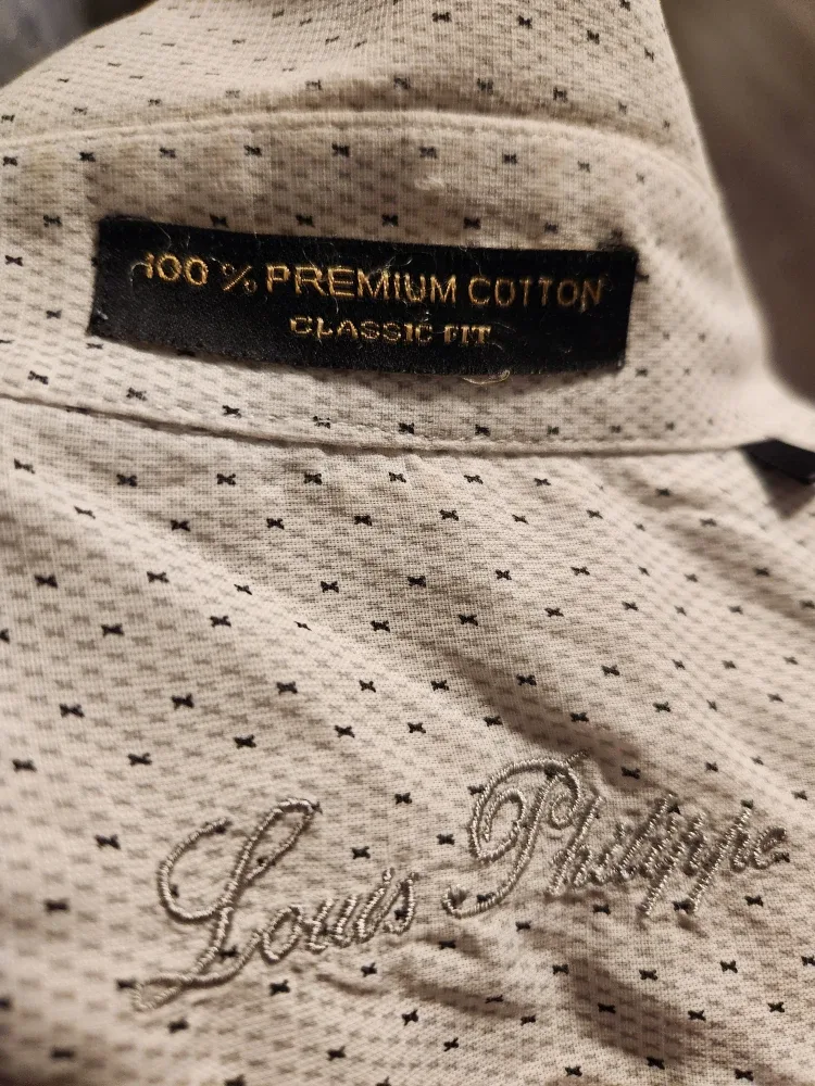 Premium Men's Dress Shirts - Medium sized (Michael Kors..) image indicator(3)
