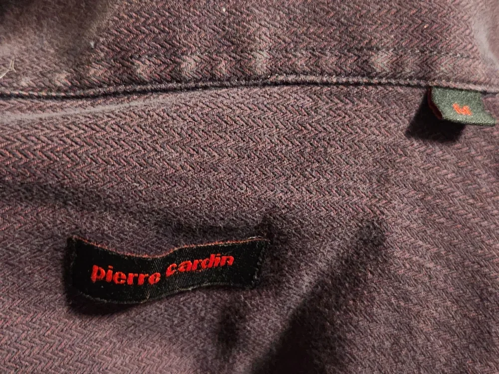 Premium Men's Dress Shirts - Medium sized (Michael Kors..) image indicator(7)