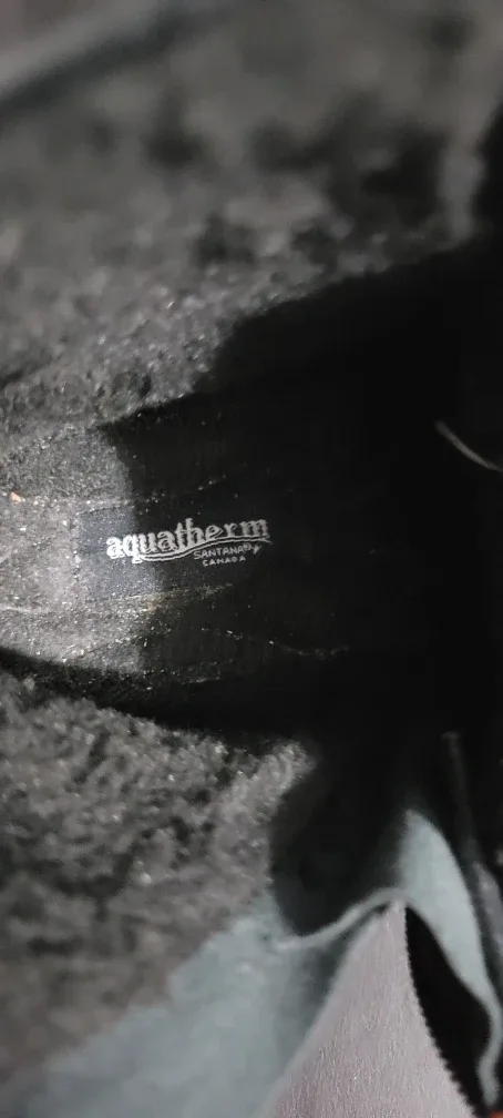 Aquatherm Black Boots - Size 9M image indicator(5)