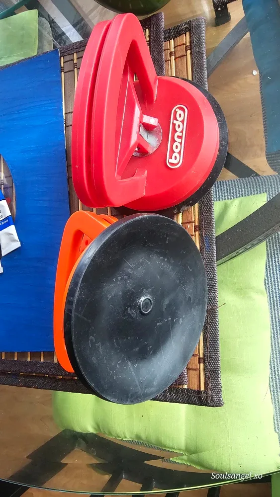 Bondo Suction Cup Dent Puller Set image indicator(2)