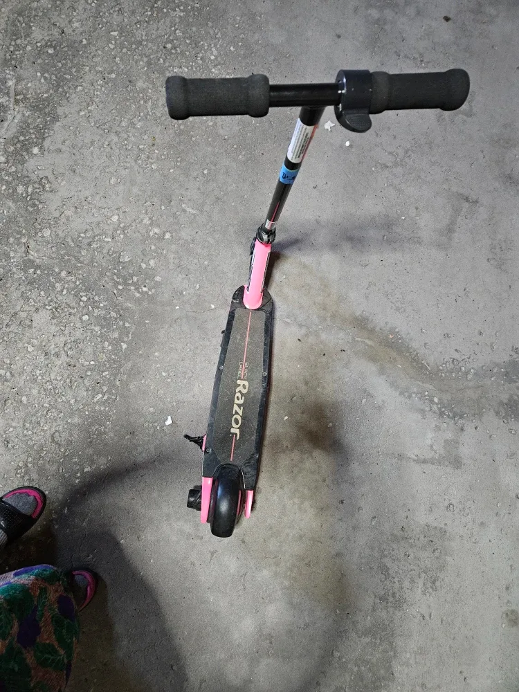 Razor Pink Scooter