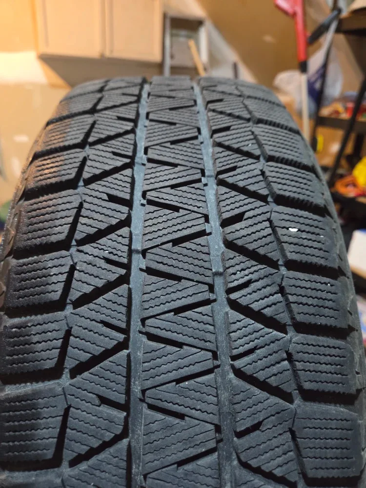 Bridgestone Blizzak WS80 205/55R16 Tire on Chevy Rim image indicator(3)