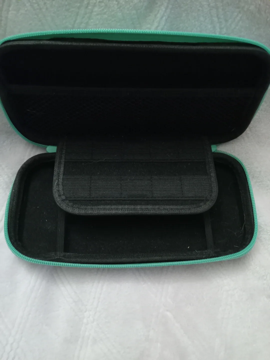 Nintendo Switch Animal Crossing Case thumbnail