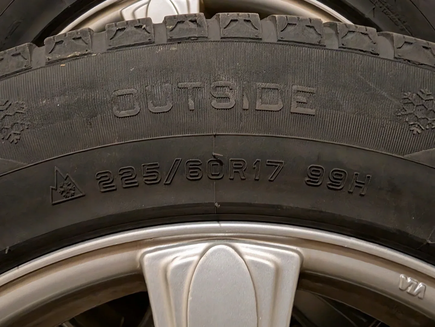 Winter Tires on Rims image indicator(2)