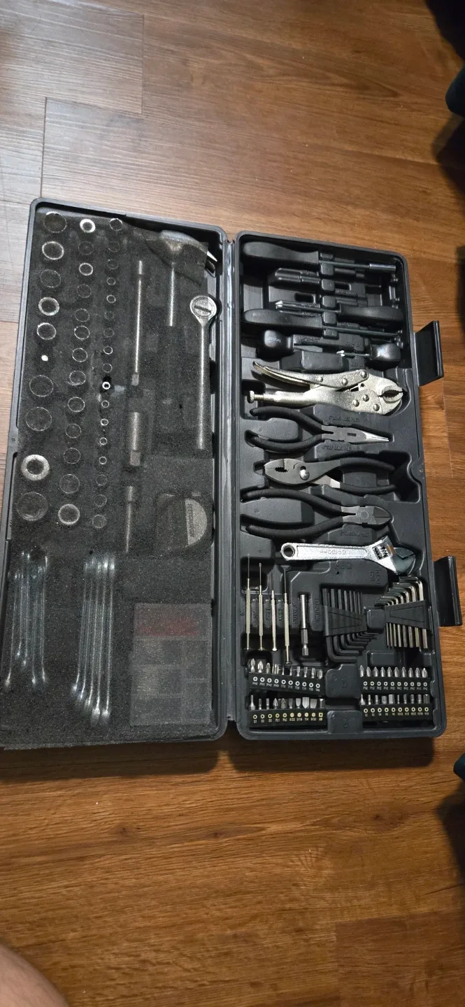 Tool Set with Case image indicator(2)
