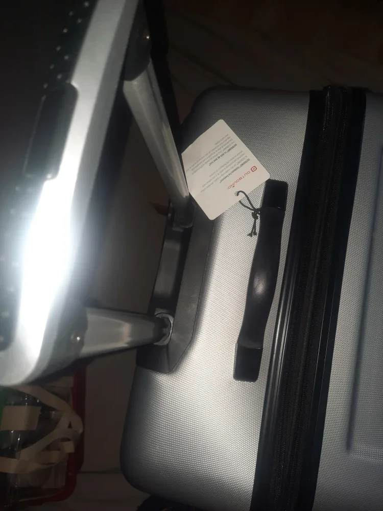 Outbound Silver Hardside Luggage Set - NEW! image indicator(5)