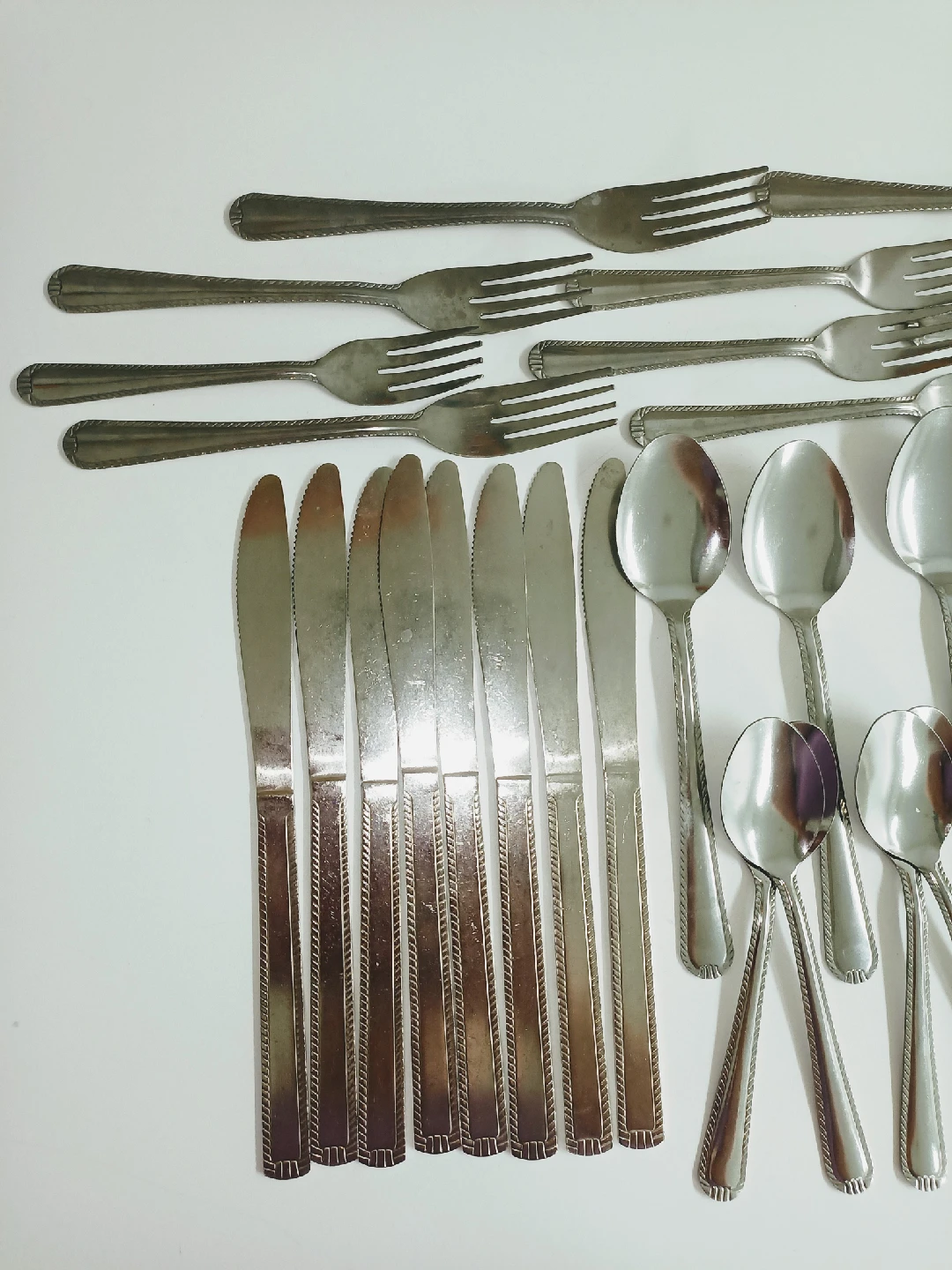 42pc Cutlery 🥕 - photo 2