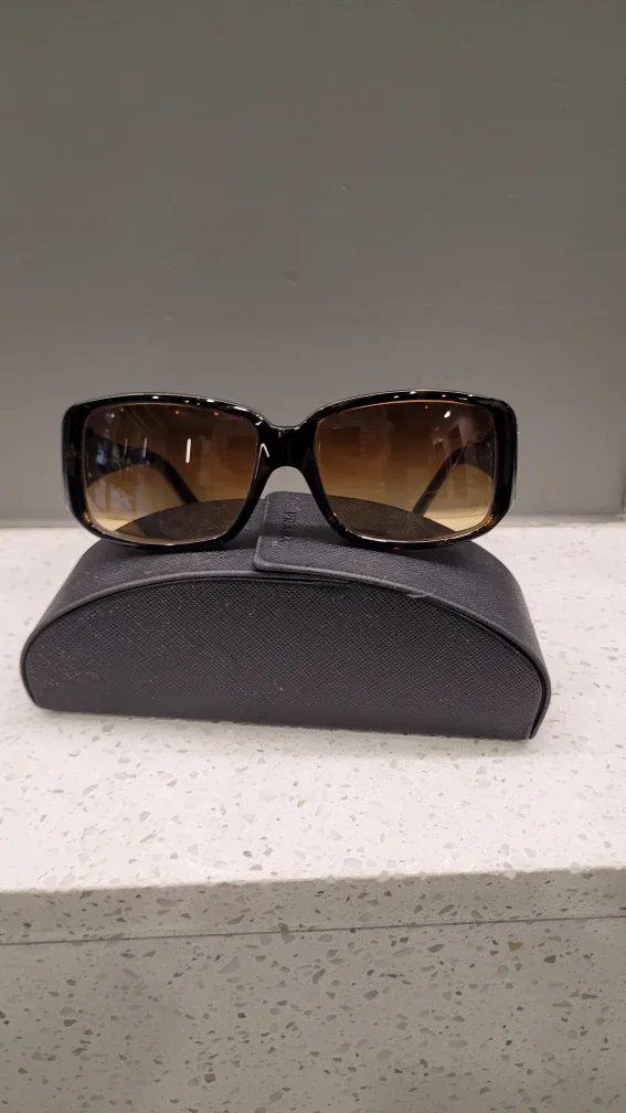 Authentic Prada frames image indicator(4)