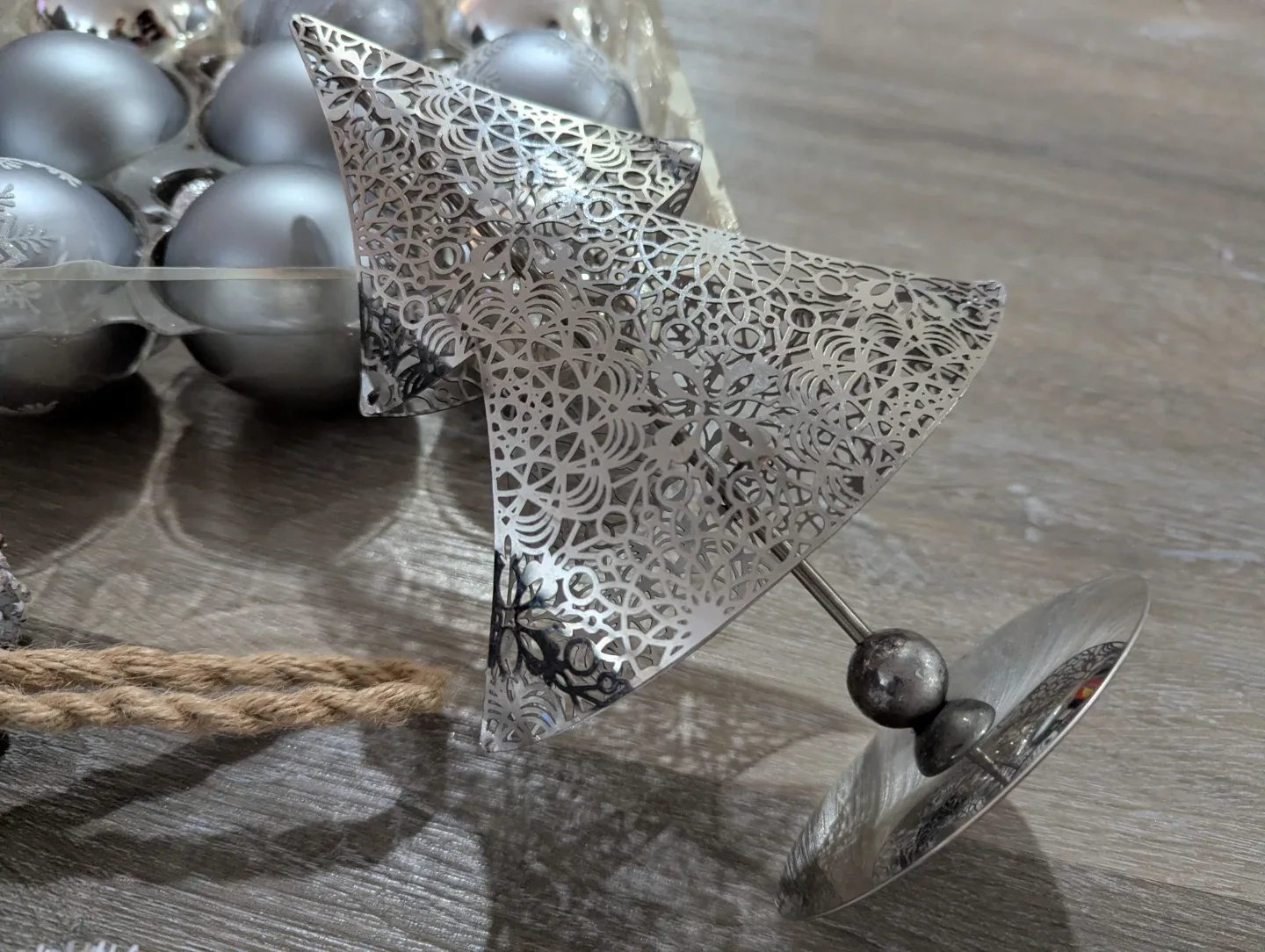 Silver White Christmas Ornaments & Decor image indicator(2)
