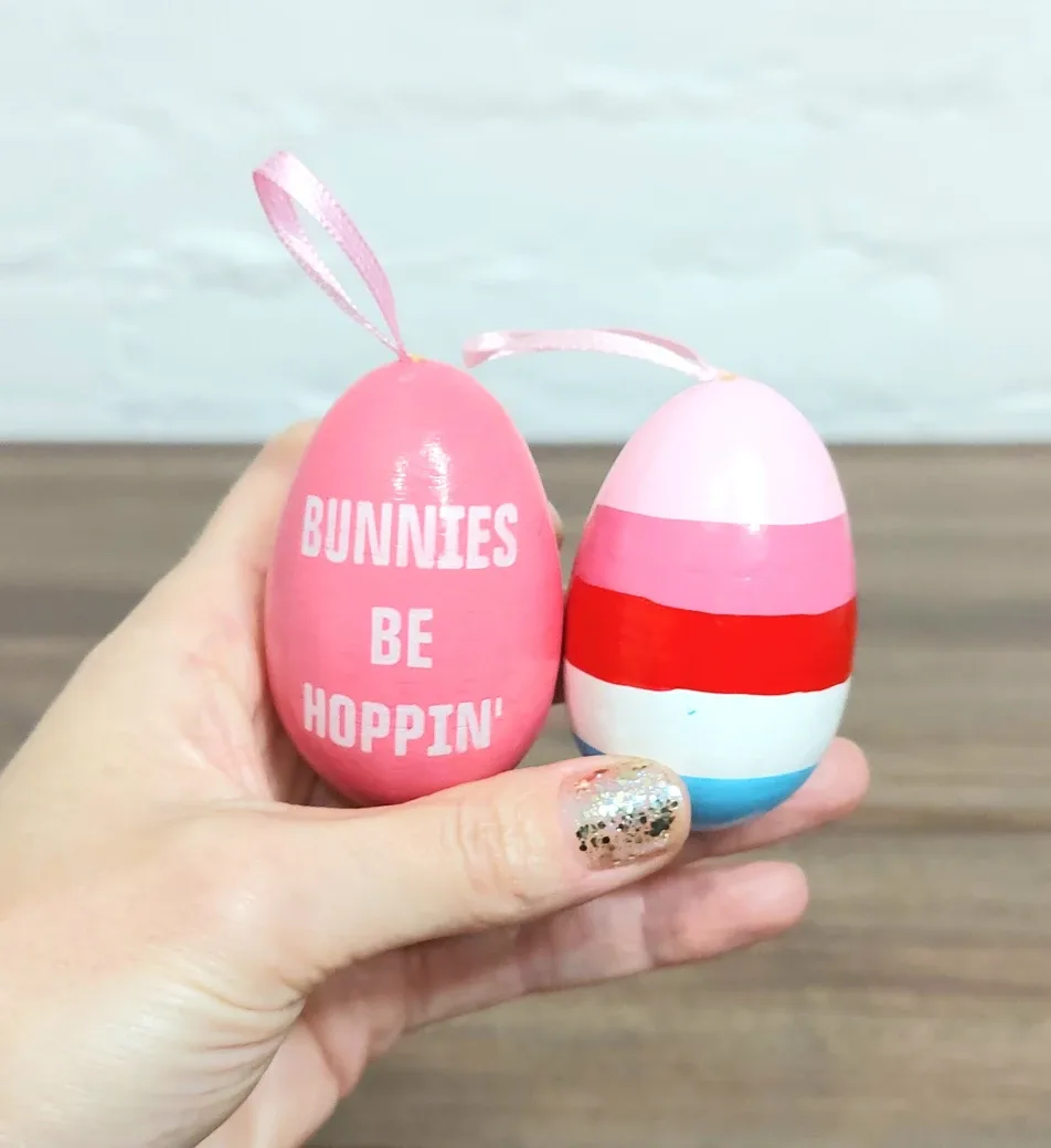 trade or $3! 🛍 Avon wooden egg ornaments image indicator(3)