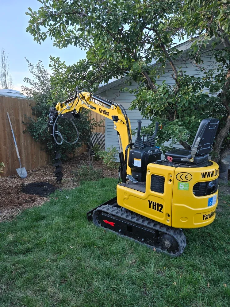 Yard Clean Ups, Dump Runs, Trenching and Small Excavations image indicator(6)