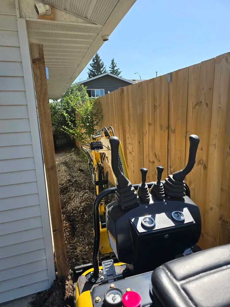 Yard Clean Ups, Dump Runs, Trenching and Small Excavations image indicator(7)