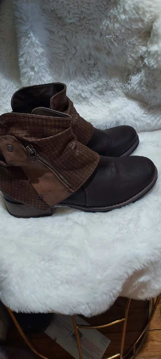 Brown Ankle Boots - photo 2