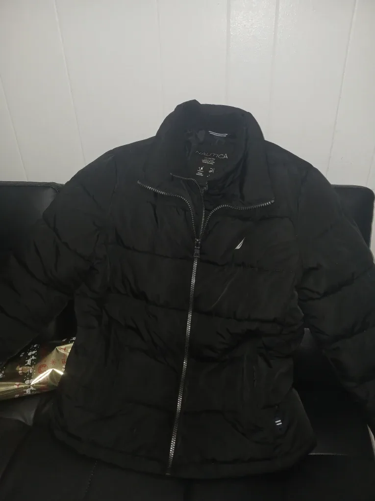 Nautica Black Puffer Jacket - Size M image indicator(3)