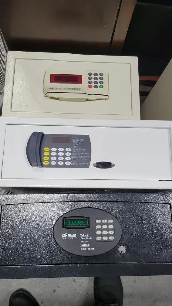 Used Hotel Digital Safes