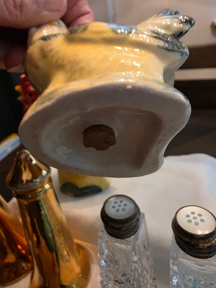 5 Sets Vintage Salt & Peppers image indicator(10)