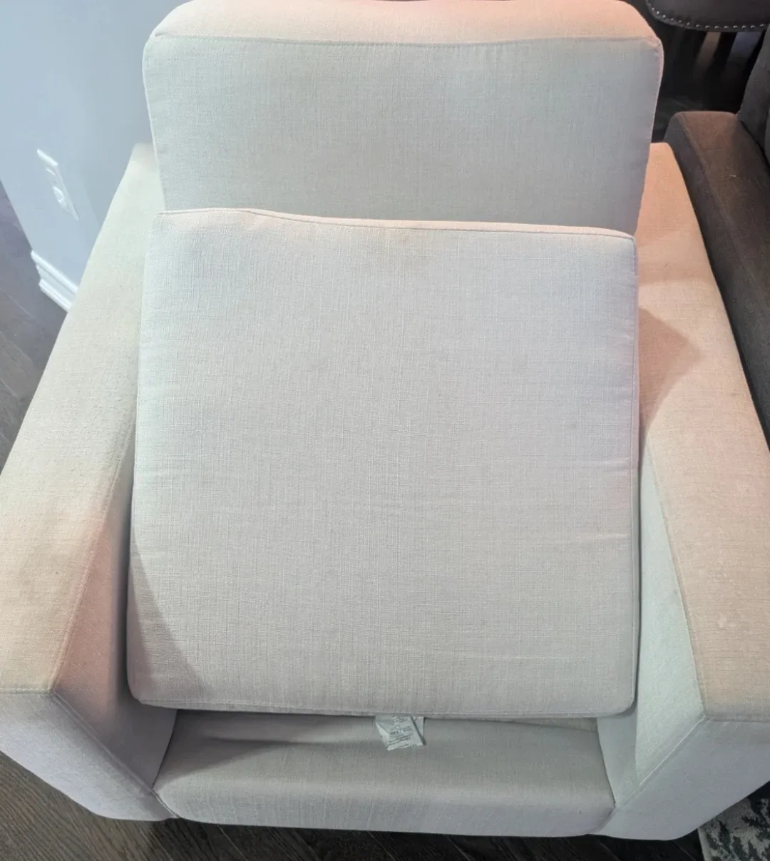 Living room 4pc set - Good Condition! image indicator(3)