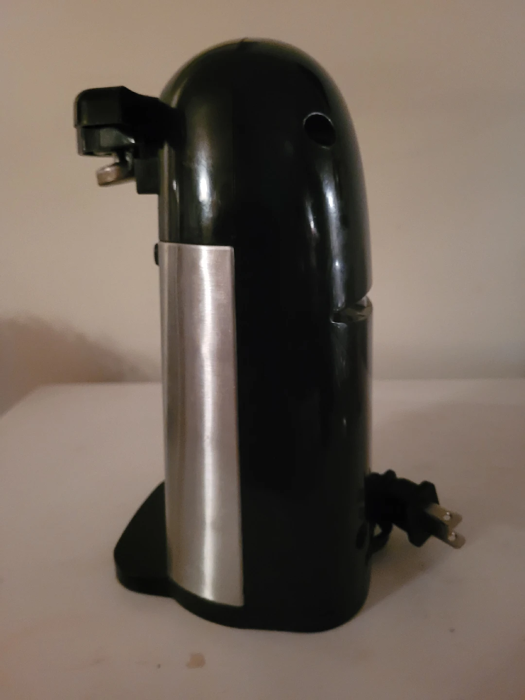 AmazonBasics Electric Can Opener🥕🎃 - photo 2