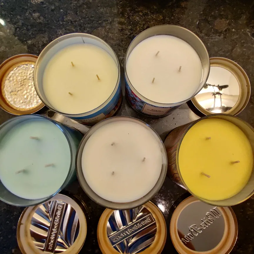 Bath & Body Works Scented Candles image indicator(3)