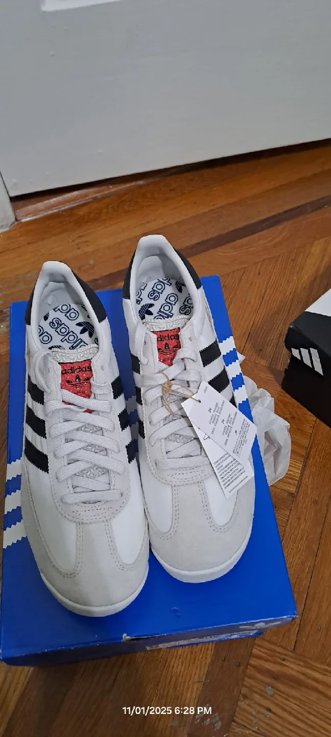 Adidas Sneakers image indicator(7)