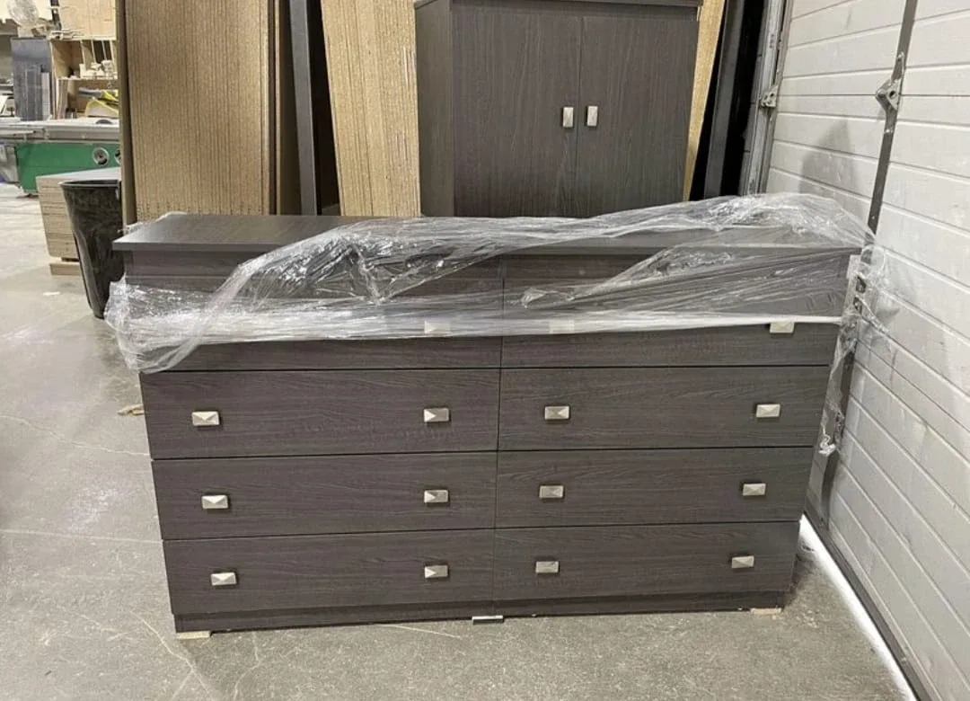 White 8-Drawer Dresser - New image indicator(10)