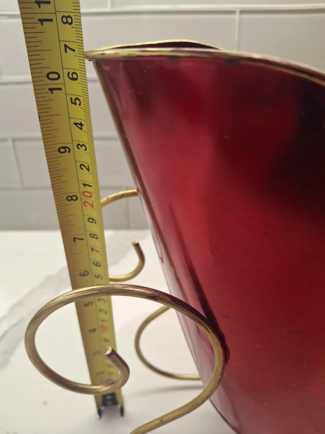 Red & Gold Metal Christmas Sleigh Decoration image indicator(6)