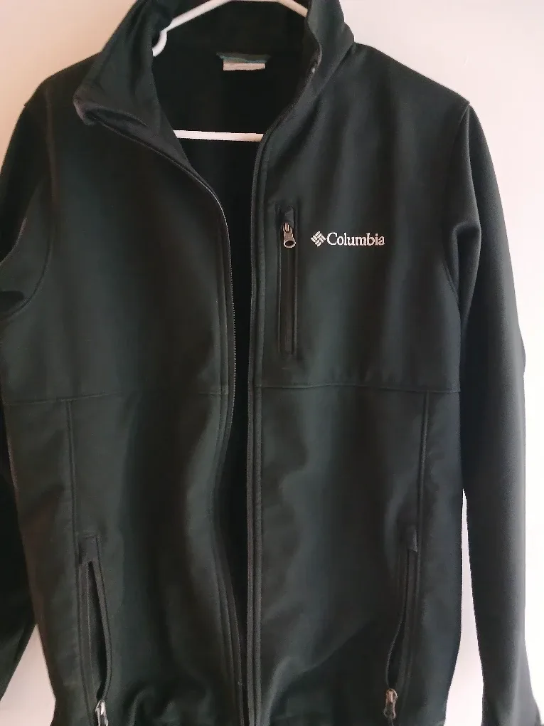 Columbia Black Softshell Jacket BEST OFFER