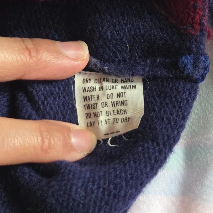 Giordano Originals Lambswool Vintage Sweater image indicator(5)