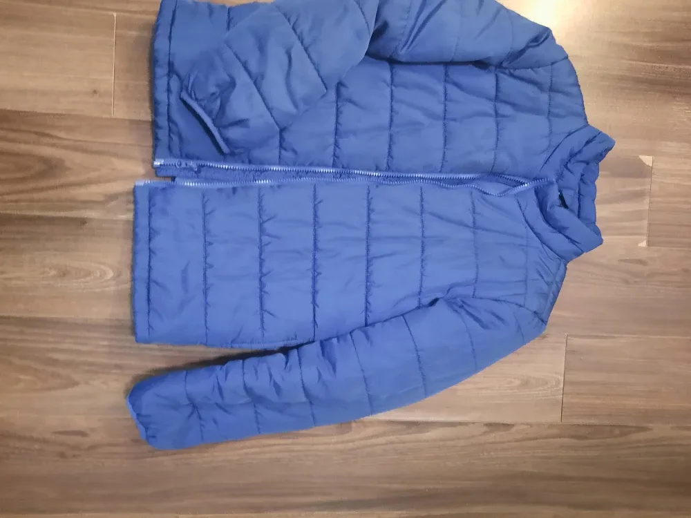 $FREE  Boy's BLUE JACKET size L