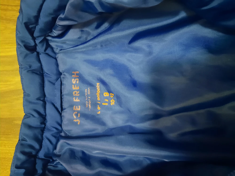 $FREE  Boy's BLUE JACKET size L - photo 2