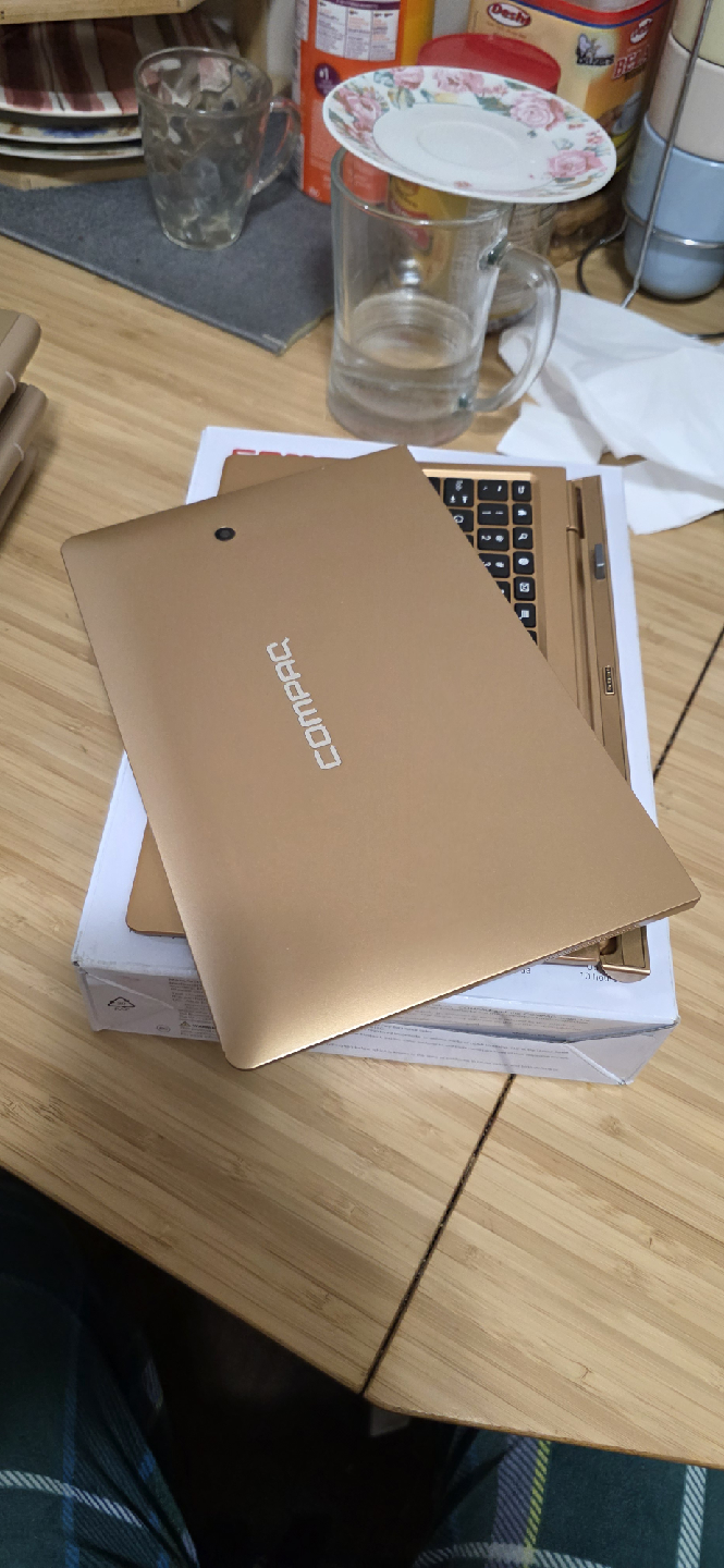 Android Tablet's 2 in 1 32gb 2gb ram