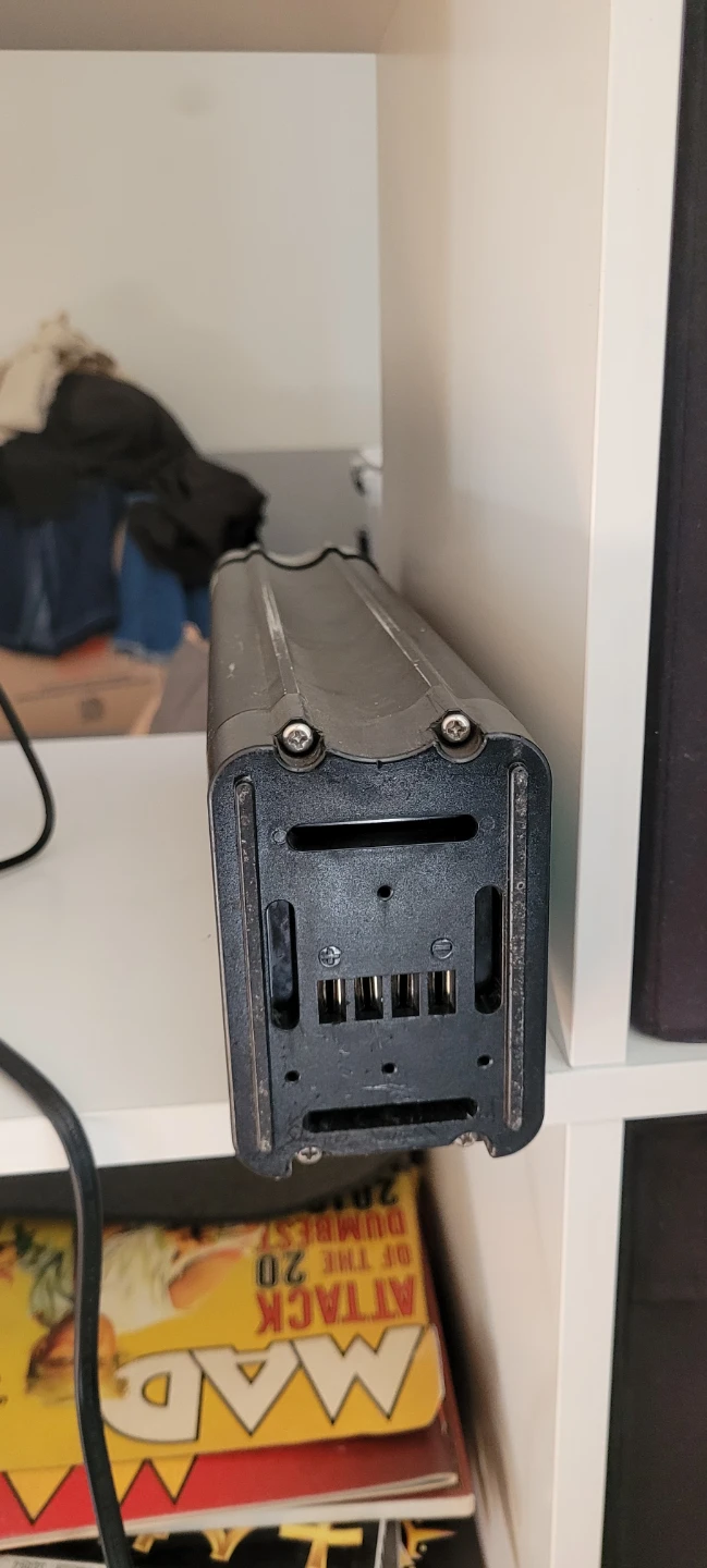 Hitway E-Bike Battery with Charger - photo 3