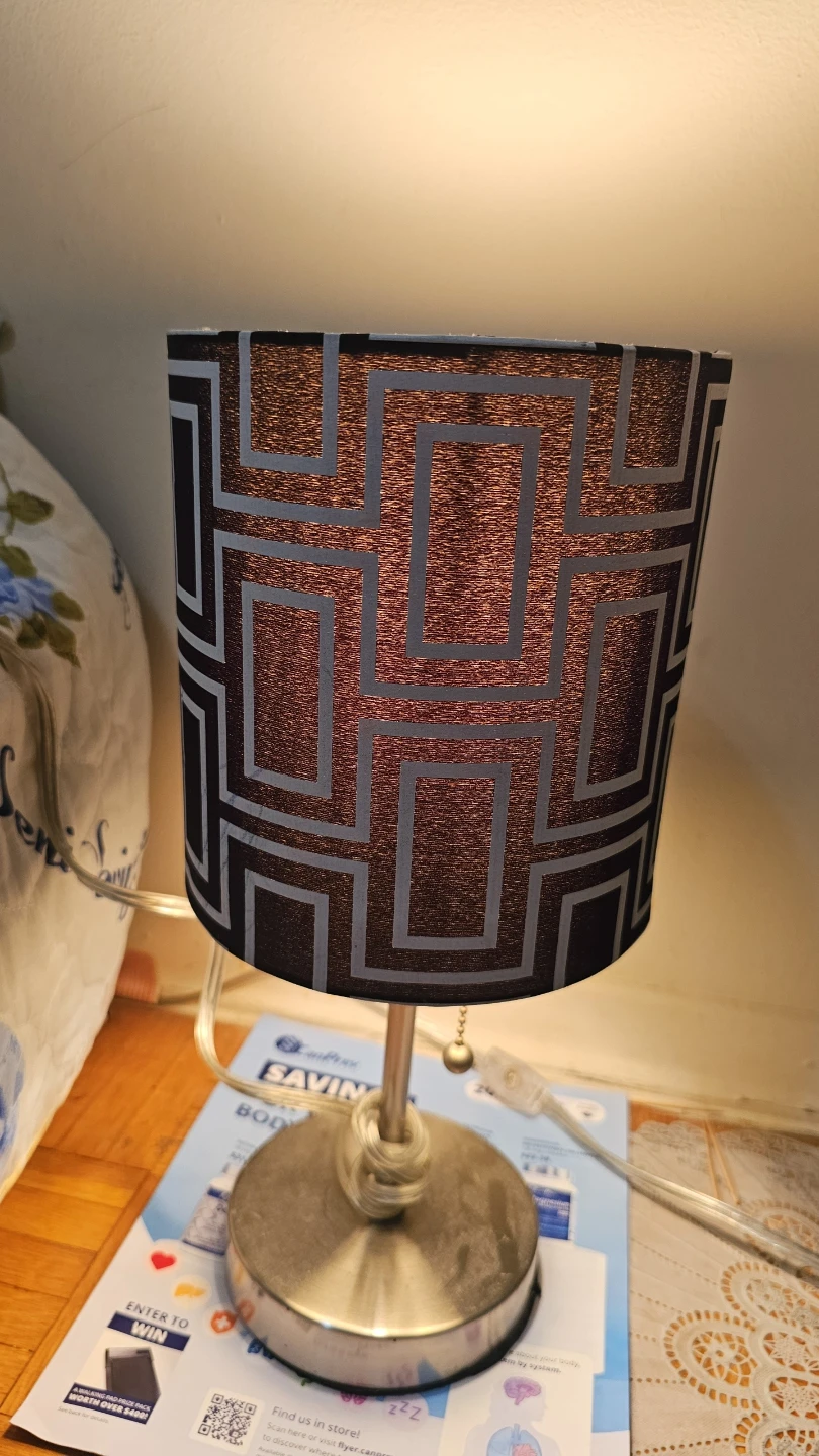 Table Lamp with Geometric Pattern Shade - photo 2