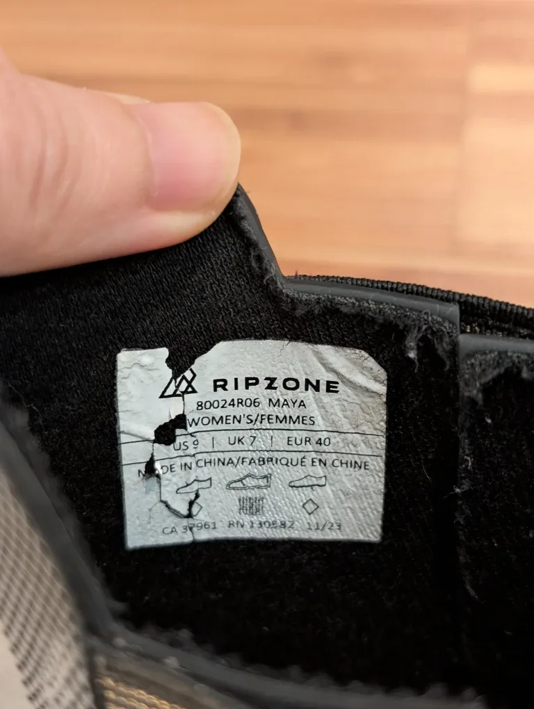 Ripzone Maya Women's Black Chelsea Waterproof Boots Used image indicator(2)