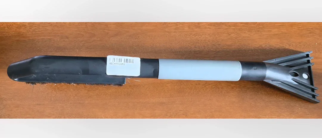 New ToM-PaR Snow Brush and Ice Scraper - Grey image indicator(2)