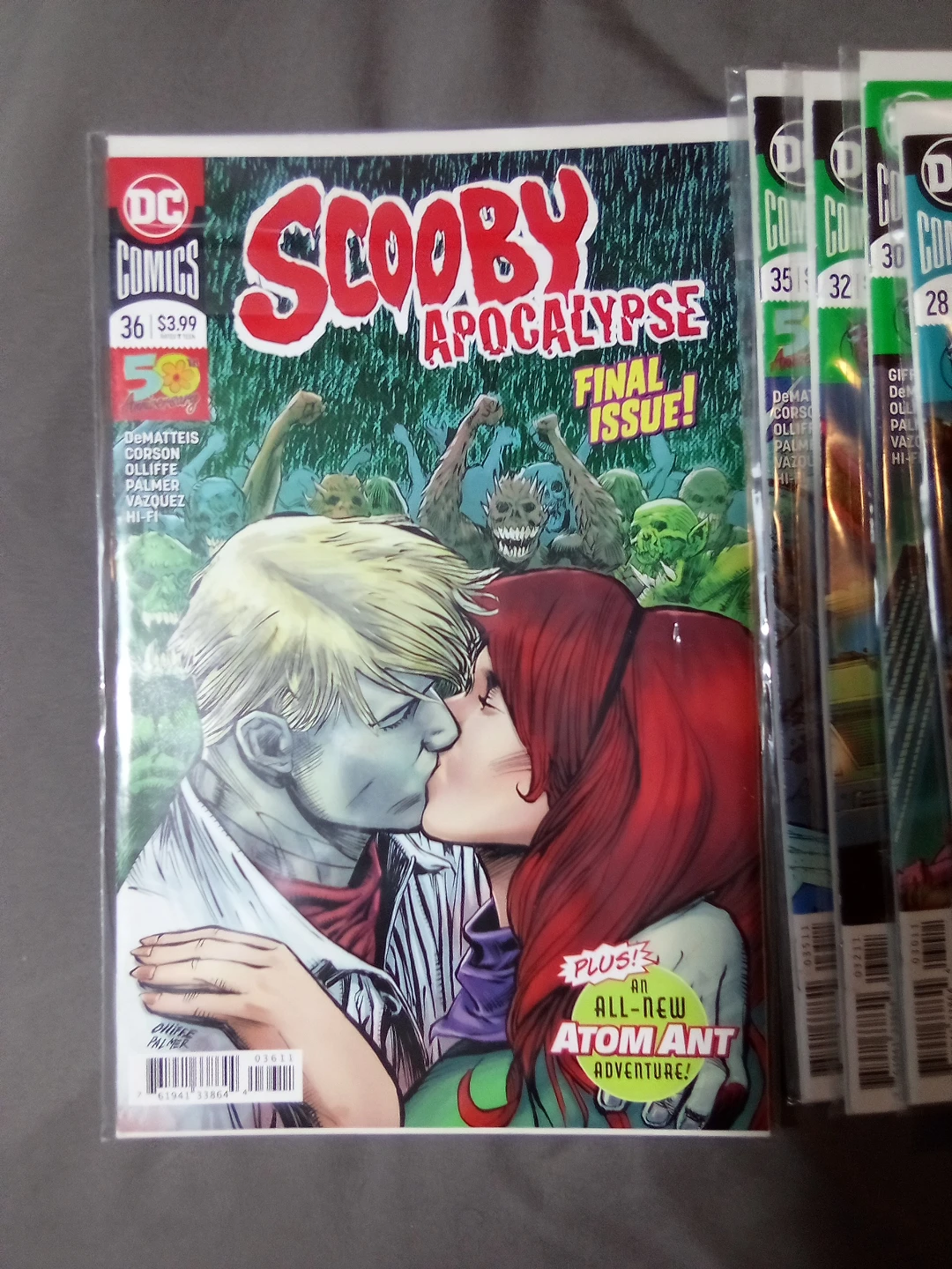 Scooby Apocalypse Comic Book Lot - photo 3