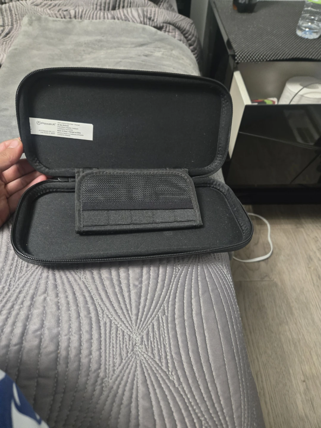 Nintendo Switch Grey Carrying Case - photo 2